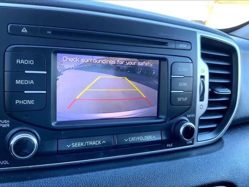 Used 2017 Kia Sportage LX w/ LX Popular Package image 29