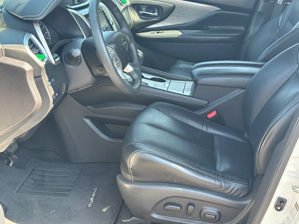 Used 2016 Nissan Murano SL w/ SL Technology Package FWD image 9