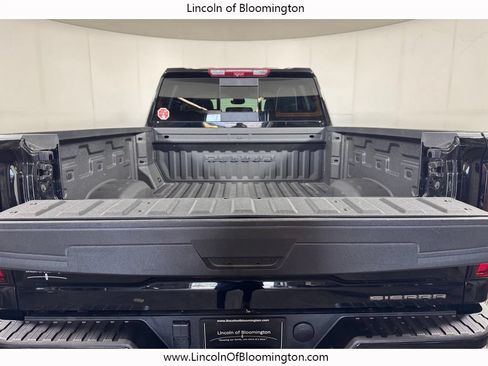 Used 2024 GMC Sierra 3500 Denali Ultimate AWD/4WD image 19