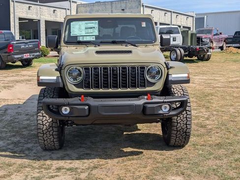 New 2026 Jeep Gladiator Mojave AWD/4WD image 3