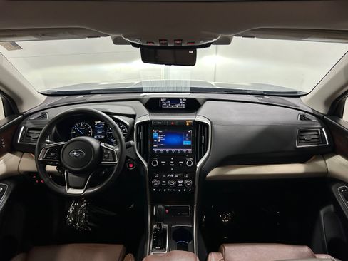 Used 2019 Subaru Ascent Touring AWD/4WD image 16