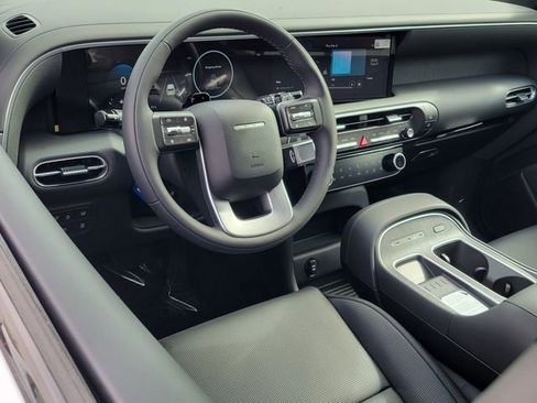 New 2026 Hyundai Palisade Calligraphy FWD image 3