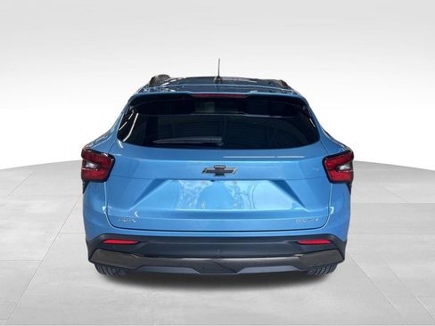 Used 2025 Chevrolet Trax ACTIV w/ Driver Confidence Package FWD image 5