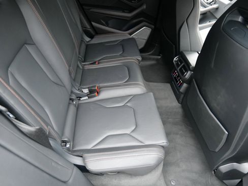 Used 2021 Lamborghini Urus image 43