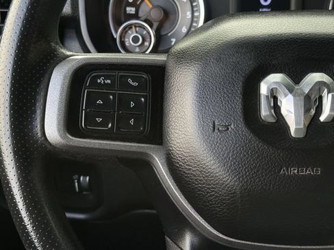 Used 2021 RAM 2500 Tradesman w/ Chrome Appearance Group AWD/4WD image 14