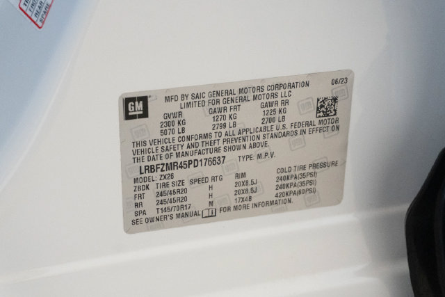 Used 2023 Buick Envision Preferred w/ Sport Touring Package AWD/4WD image 31