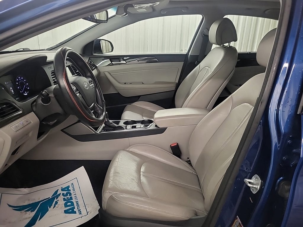 Used 2015 Hyundai Sonata Limited w/ Option Group 05 FWD image 9