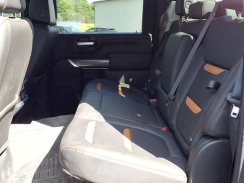 Used 2021 GMC Sierra 2500 AT4 w/ AT4 Premium Plus Package AWD/4WD image 6