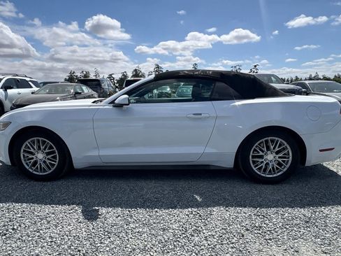 Used 2016 Ford Mustang Convertible RWD image 6