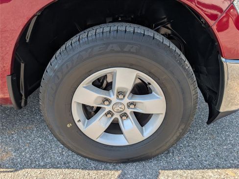 Used 2024 RAM 1500 Classic SLT AWD/4WD image 9