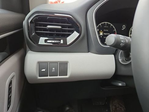 New 2025 Honda Pilot Touring image 27