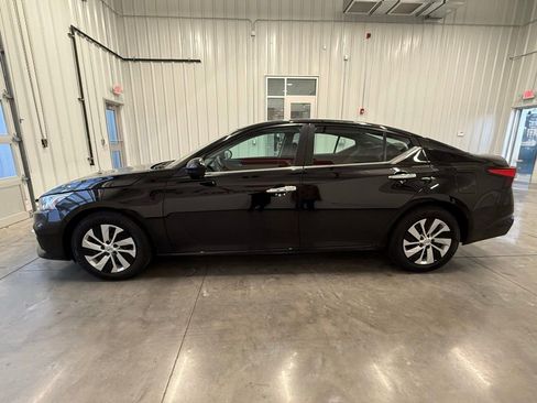 Used 2020 Nissan Altima 2.5 S image 9