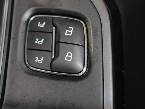Used 2025 Ford F150 Platinum AWD/4WD image 36