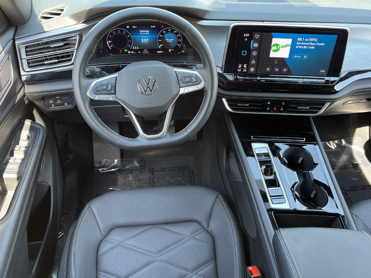 Used 2026 Volkswagen Atlas Cross Sport SE FWD image 10