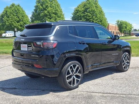 Certified 2025 Jeep Compass Limited w/ Elite Group AWD/4WD image 6