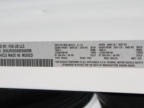 Used 2025 RAM ProMaster 2500 w/ Convenience Group FWD image 46