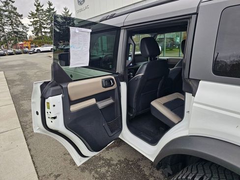 Used 2021 Ford Bronco Wildtrak image 15