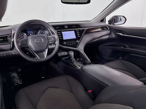Used 2019 Toyota Camry LE w/ Convenience Package FWD image 27