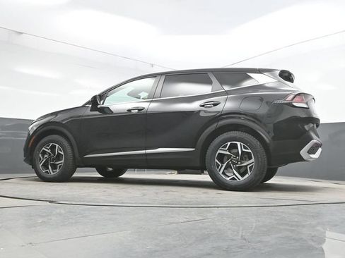 Used 2024 Kia Sportage LX AWD/4WD image 29