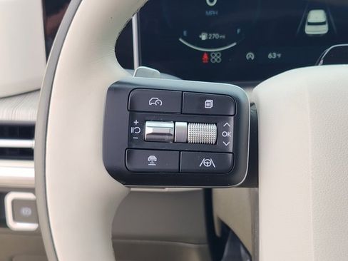 Certified 2025 Hyundai Santa Fe Calligraphy image 29