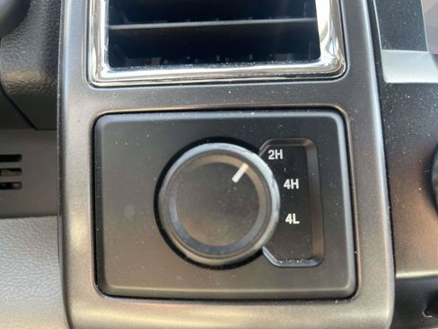 Used 2016 Ford F150 XLT w/ Equipment Group 302A Luxury AWD/4WD image 19