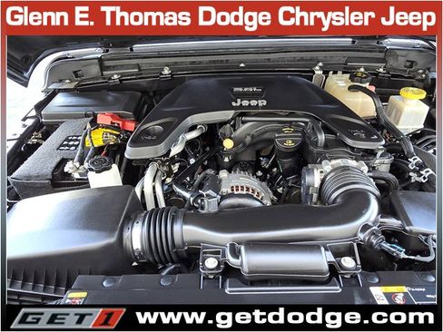 Certified 2021 Jeep Gladiator Willys image 17