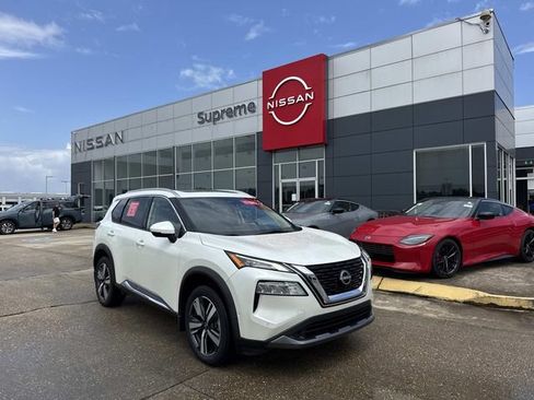 Certified 2023 Nissan Rogue SL w/ SL Premium Package AWD/4WD image 1