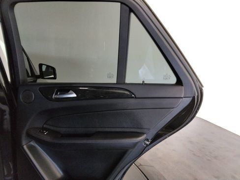 Used 2017 Mercedes-Benz GLE 350 4MATIC image 42