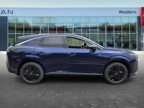 New 2025 Nissan Murano SV image 4