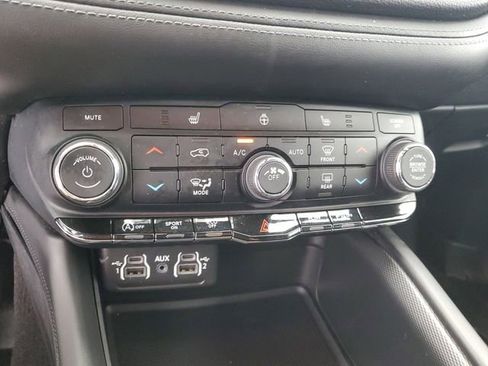 Used 2022 Dodge Durango GT w/ Blacktop Package image 30