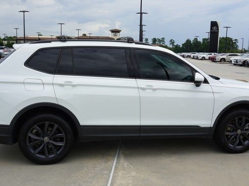 Used 2021 Volkswagen Tiguan S FWD image 4