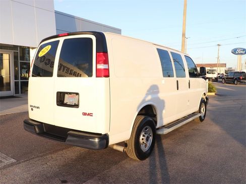 Used 2024 GMC Savana 2500 w/ Driver Convenience Package image 13