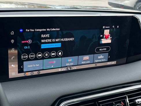 New 2026 Nissan Armada SL w/ Captain's Chari Seat Package image 38