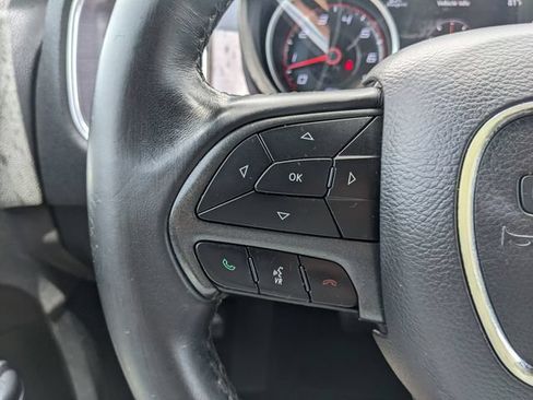 Used 2018 Dodge Charger SXT RWD image 31