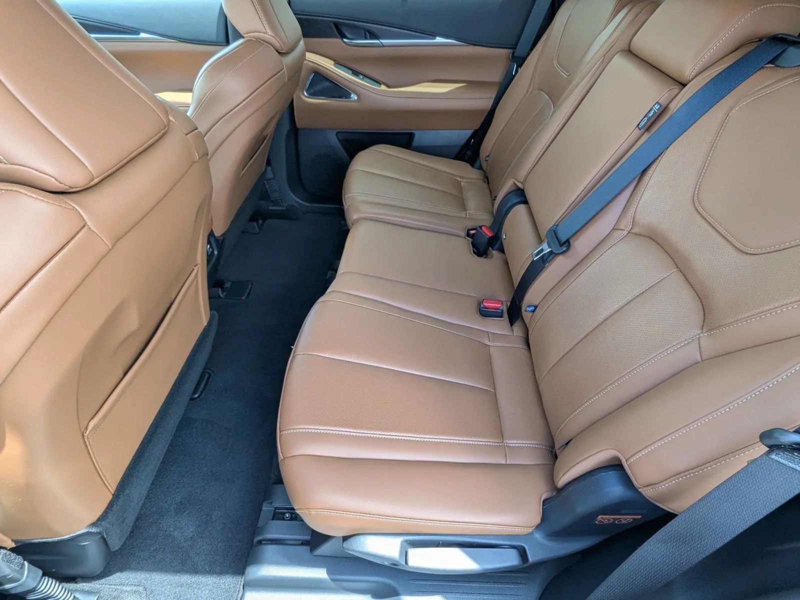 Used 2025 INFINITI QX60 Sensory AWD/4WD image 18