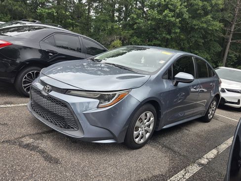 Used 2020 Toyota Corolla LE FWD image 1