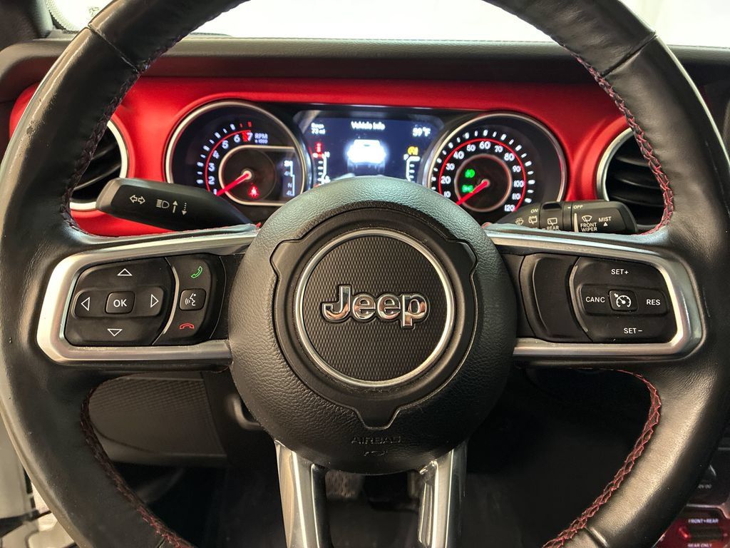 Used 2018 Jeep Wrangler Unlimited Rubicon w/ LED Lighting Group AWD/4WD image 11