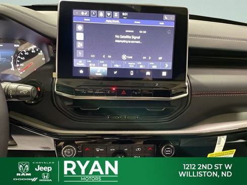 New 2026 Jeep Compass Trailhawk AWD/4WD image 28