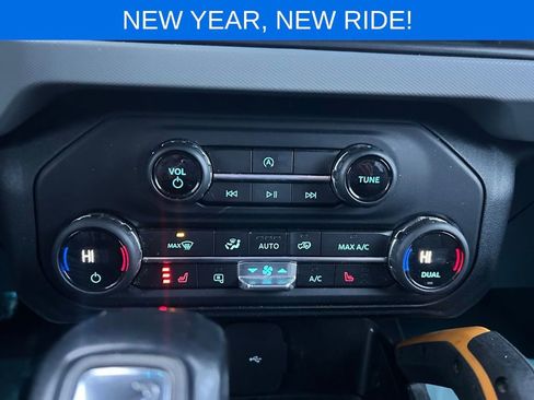 Certified 2021 Ford Bronco Badlands image 29