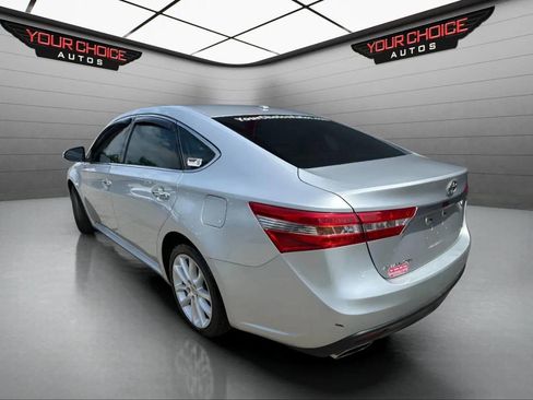 Used 2013 Toyota Avalon XLE image 3