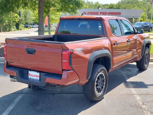 Used 2025 Toyota Tacoma TRD Off-Road AWD/4WD image 23