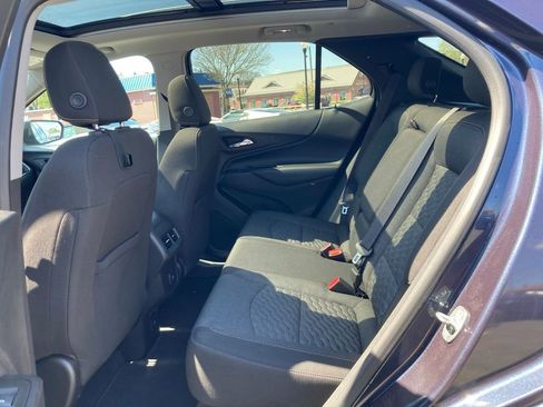 Used 2019 Chevrolet Equinox LT w/ Sun & Navigation Package AWD/4WD image 22