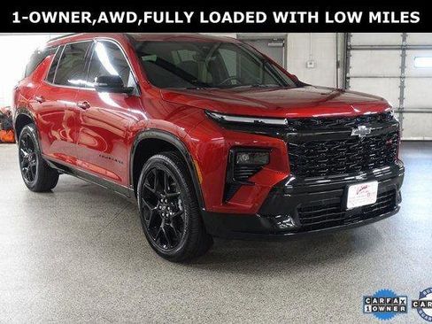 Used 2024 Chevrolet Traverse RS w/ LPO, Floor Liner Package AWD/4WD image 1