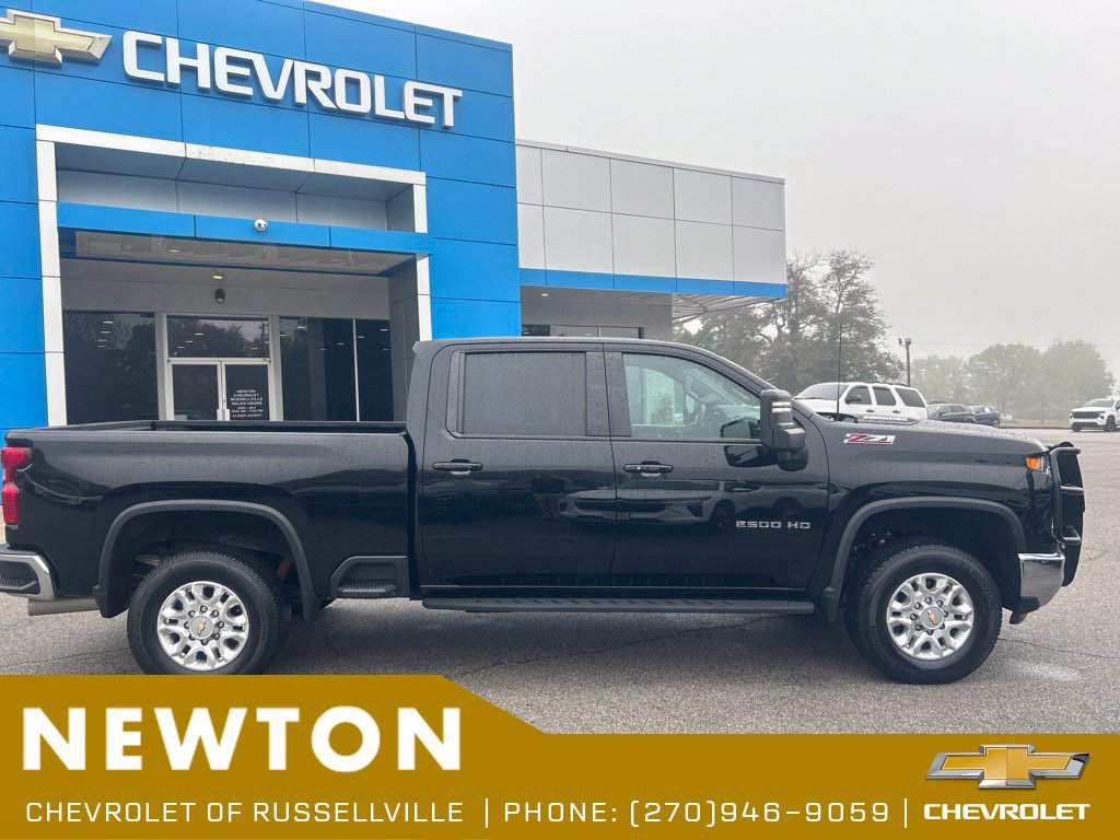 Used 2025 Chevrolet Silverado 2500 LT w/ Safety Package AWD/4WD image 37