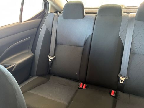 Used 2025 Nissan Versa SV FWD image 43