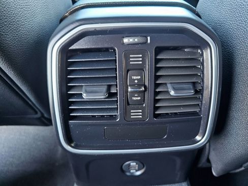 Used 2018 Porsche Macan Sport Edition image 22