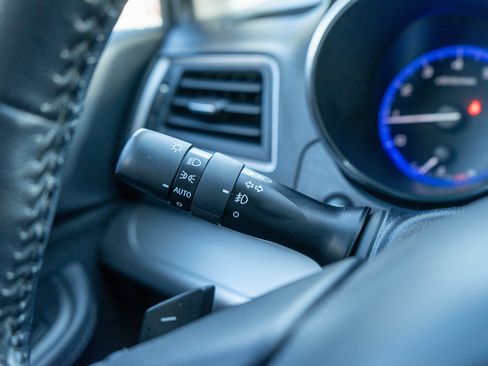 Used 2016 Subaru Legacy 2.5i Premium image 24