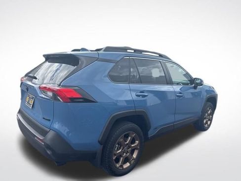 Used 2023 Toyota RAV4 AWD Hybrid image 7