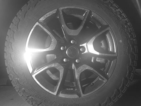 Used 2025 Jeep Compass Trailhawk AWD/4WD image 13