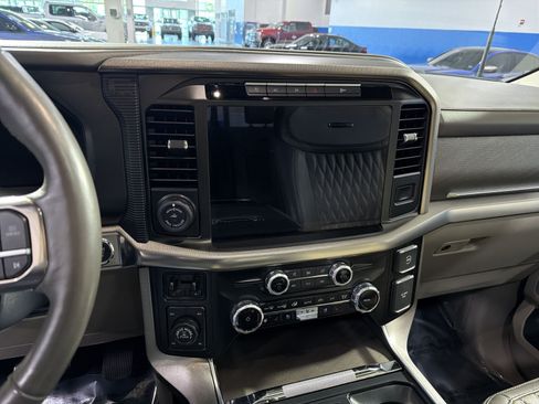 Used 2024 Ford F150 Platinum w/ Equipment Group 703A Plus AWD/4WD image 18